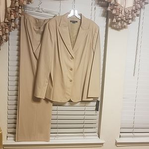 Lafayette 148 Business Suit